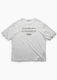 ACNE STUDIOS WHITE LOGO T-SHIRT - VESSEL, racing forward