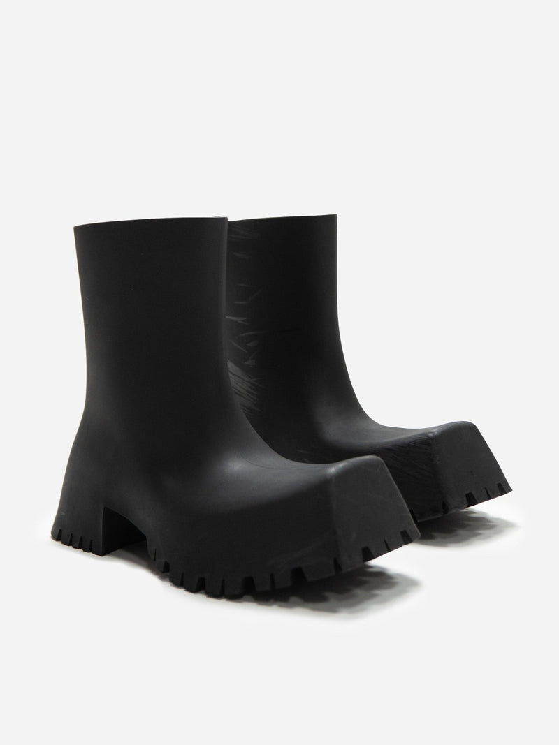 BALENCIAGA TROOPER RUBBER BOOTS SS22 - VESSEL, racing forward