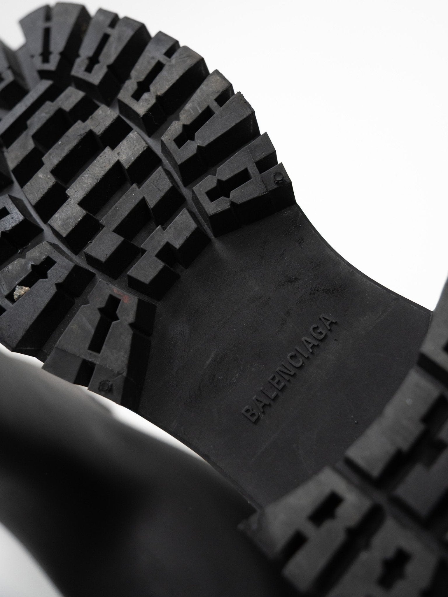 BALENCIAGA TROOPER RUBBER BOOTS SS22 - VESSEL, racing forward
