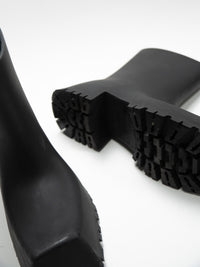 BALENCIAGA TROOPER RUBBER BOOTS SS22 - VESSEL, racing forward