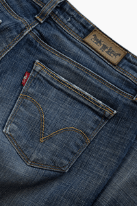 LEVI'S 572 BOOT CUT JEANS - VESSEL, racing forward