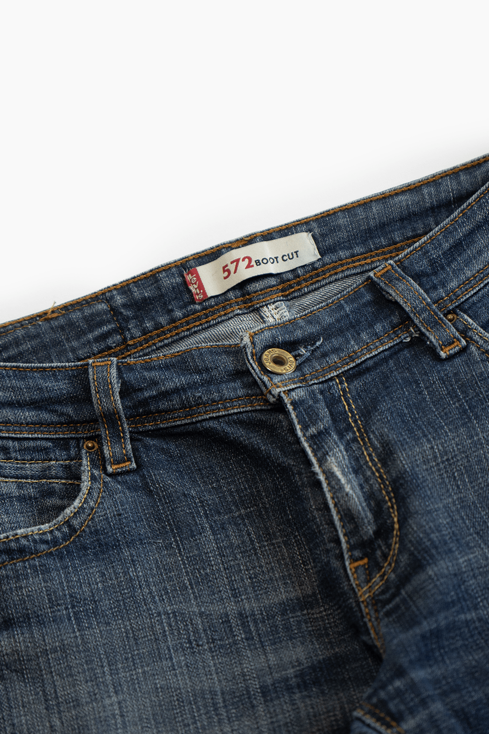 LEVI'S 572 BOOT CUT JEANS - VESSEL, racing forward
