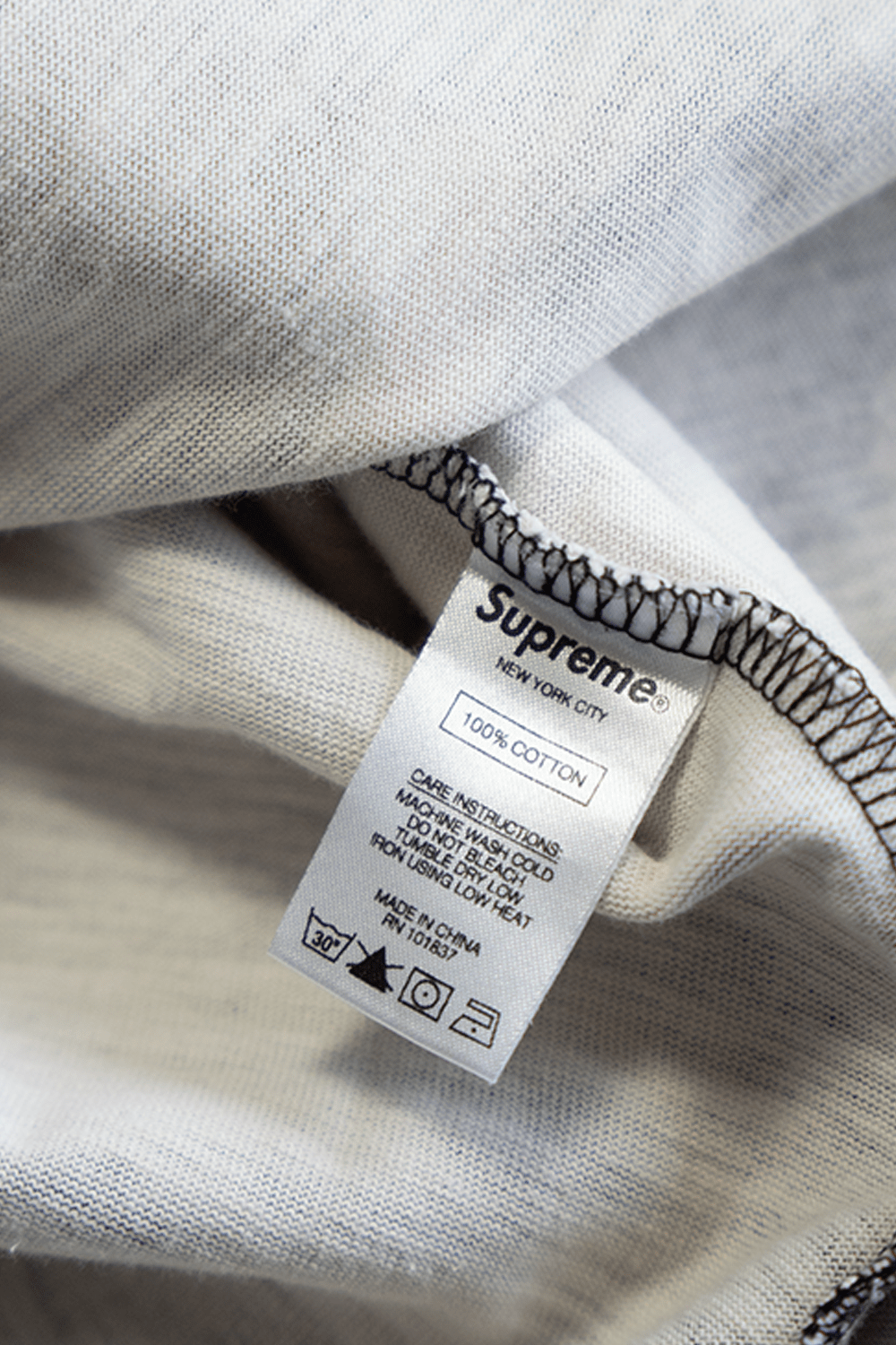 SUPREME SS POCKET TEE — SNOW CAMO FW18 - VESSEL, racing forward