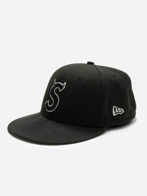 SUPREME S LOGO NEW ERA CAP FW22